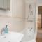 Comfortable Swindon Town Centre Apartments, FREE Parking, sleeps up to 8 - 史云顿
