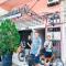 The Brownstone Hostel & Space