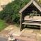 Crossroads Farm - Queen Annes Stable