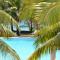 Villas Right ON the Beach Belle Mare - بيل مار