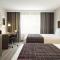 Country Inn & Suites by Radisson, Platteville, WI