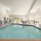 Country Inn & Suites by Radisson, Platteville, WI