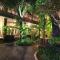 Letos Kubu Homestay