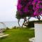 Foto: Glyfada Beachfront Apartments and Villas 32/155