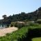 Foto: Glyfada Beachfront Apartments and Villas 10/155