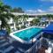 May-Dee Suites in Florida - هوليوود