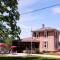 Carraway Guest House