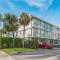 Beach Haus Key Biscayne Contemporary Apartments