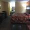 Redwood Inn - White Hall