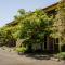 The Jack London Lodge