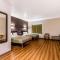 Super 8 by Wyndham Kenedy