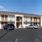 Parkway Inn