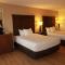 Carolyn Beach Inn