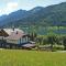 Ferienhof Obergasser und Bergblick