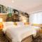 Caravel Hotel
