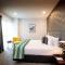 Hotel 115