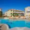 Kyklades Resort & Spa