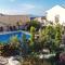 Arcus Suites - Argyroupolis