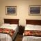 Waterbury Big Apple Motel
