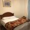 Waterbury Big Apple Motel