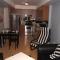 Foto: Elite Suites - Modern Mississauga Townhouse 3/11