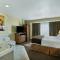 Oxford Suites Hermiston