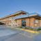 Motel 6-Salina, KS