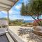 Salty Wind Antiparos Apartments and Studios