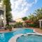 HH Whitney House - A Bed & Breakfast on the Historic Esplanade