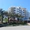 Foto: Beachside Resort Kawana Waters 1/54