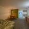 Attache Motel