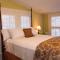 Oak Hill On Love Lane Bed and Breakfast Inn - Waynesville