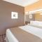 Microtel Inn & Suites Quincy by Wyndham - Quincy