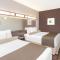 Microtel Inn & Suites Quincy by Wyndham - Quincy