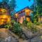 Arts Riverview Lodge