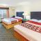 Super 8 by Wyndham Calgary/Airport