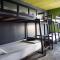 B&B House & Hostel