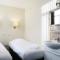 Hotel Carillon
