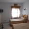 Hostal Arias