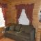 Oakzanita Springs Camping Resort Cabin 2