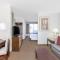 Hawthorn Suites Midwest City - Midwest City