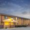 Super 8 by Wyndham Muscatine