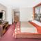 Super 8 by Wyndham Washington/Peoria Area