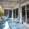 Modern Fully Equipped Apartment with Balcony and Rooftop - CT1