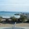 Front de mer les pieds dans leau