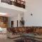 Gondolas Home Stay
