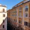 Luxury Apartment Sabina 50 mt from Trevi Fountain