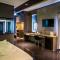 Cresco Hotel Buriram
