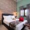 Vintage Suites