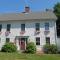 Timber Post Bed & Breakfast - Nashua